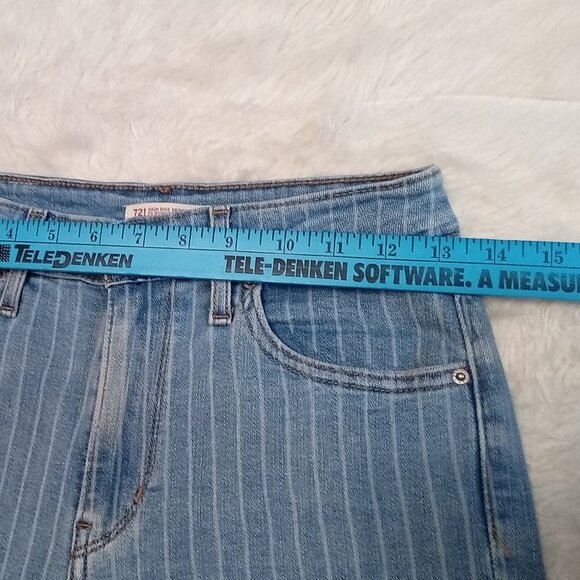 Levi's 721 Woman's Blue Stripes High Rise Skinny Denim Jeans Size: 26 - Picture 4 of 10